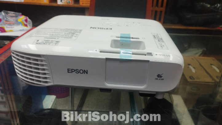 Epson projector EB-X49